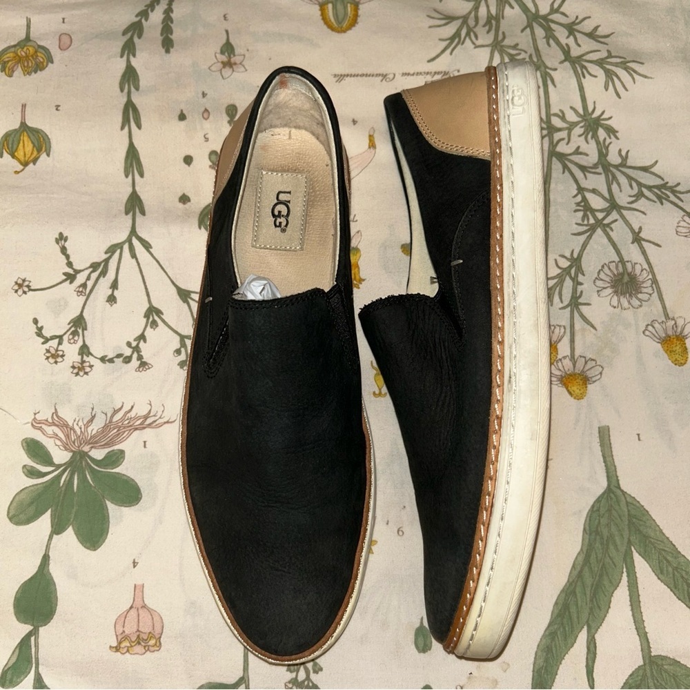 UGG Australia Adley Slip On Sneaker - Picture 2 of 6
